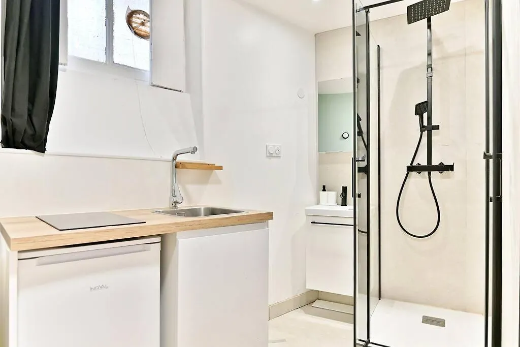 Apartment Studio Proche Wagram - III Paris
