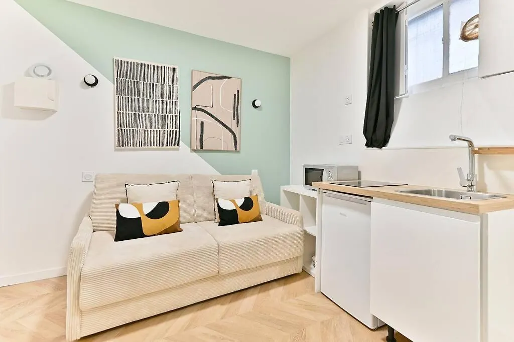 Studio Proche Wagram - III Paris